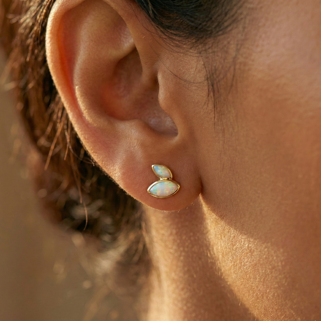 Opal-Ohrstecker (9 mm) – 925 Silber vergoldet